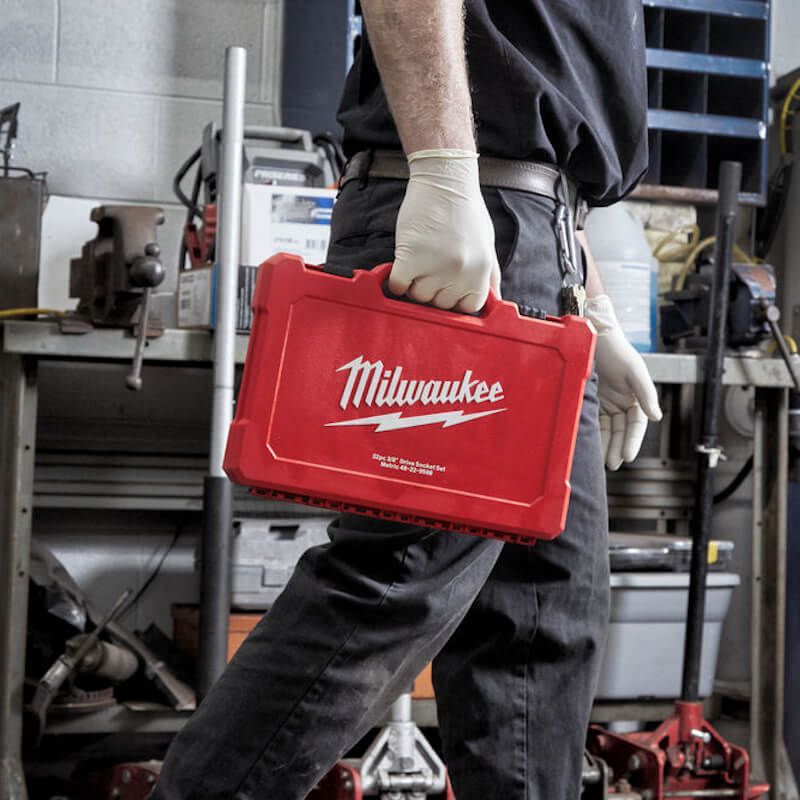 Milwaukee 28 Piece 1/4" Drive Metric Ratchet & Socket Set FairTools